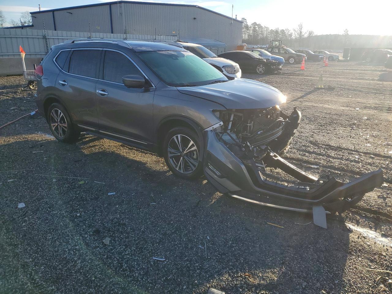 2017 Nissan Rogue Sl - zdjęcie 4