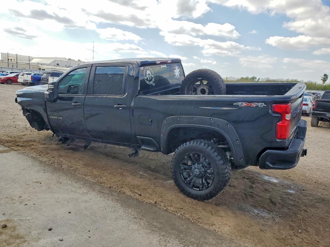 2020 Chevrolet Silverado K2500 Heavy Duty - zdjęcie 2