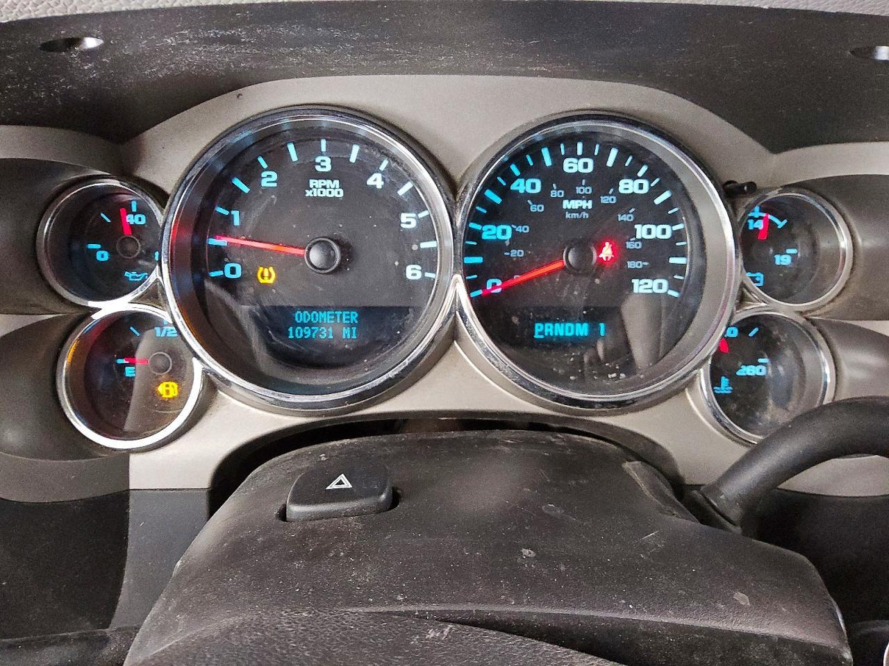 2013 Chevrolet Silverado C2500 Heavy Duty - zdjęcie 9