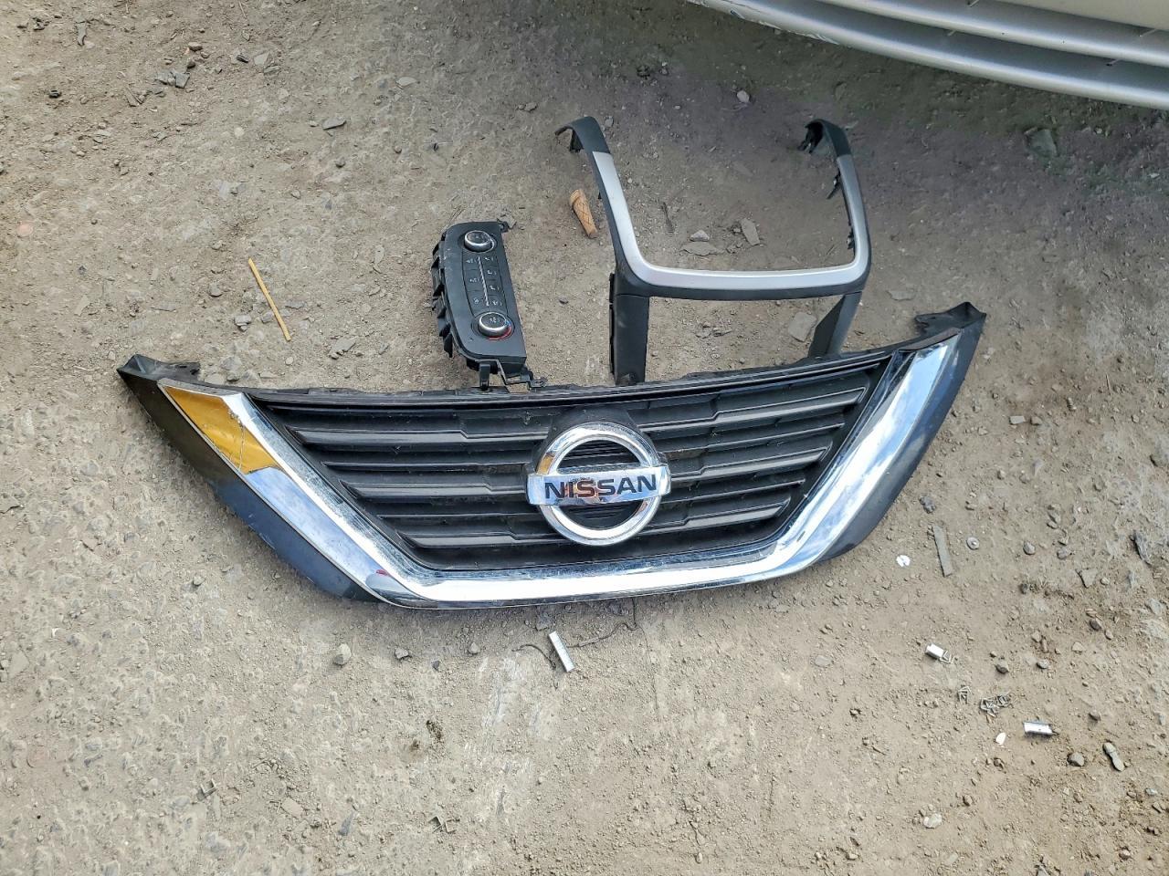 2017 Nissan Altima 2.5 S - zdjęcie 12