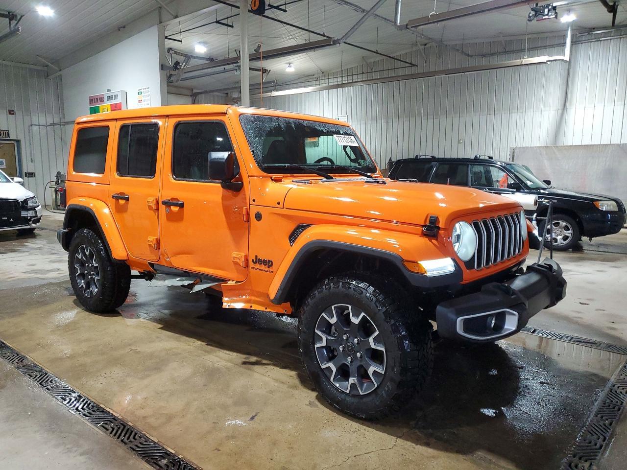 2025 Jeep Wrangler Sahara - zdjęcie 4