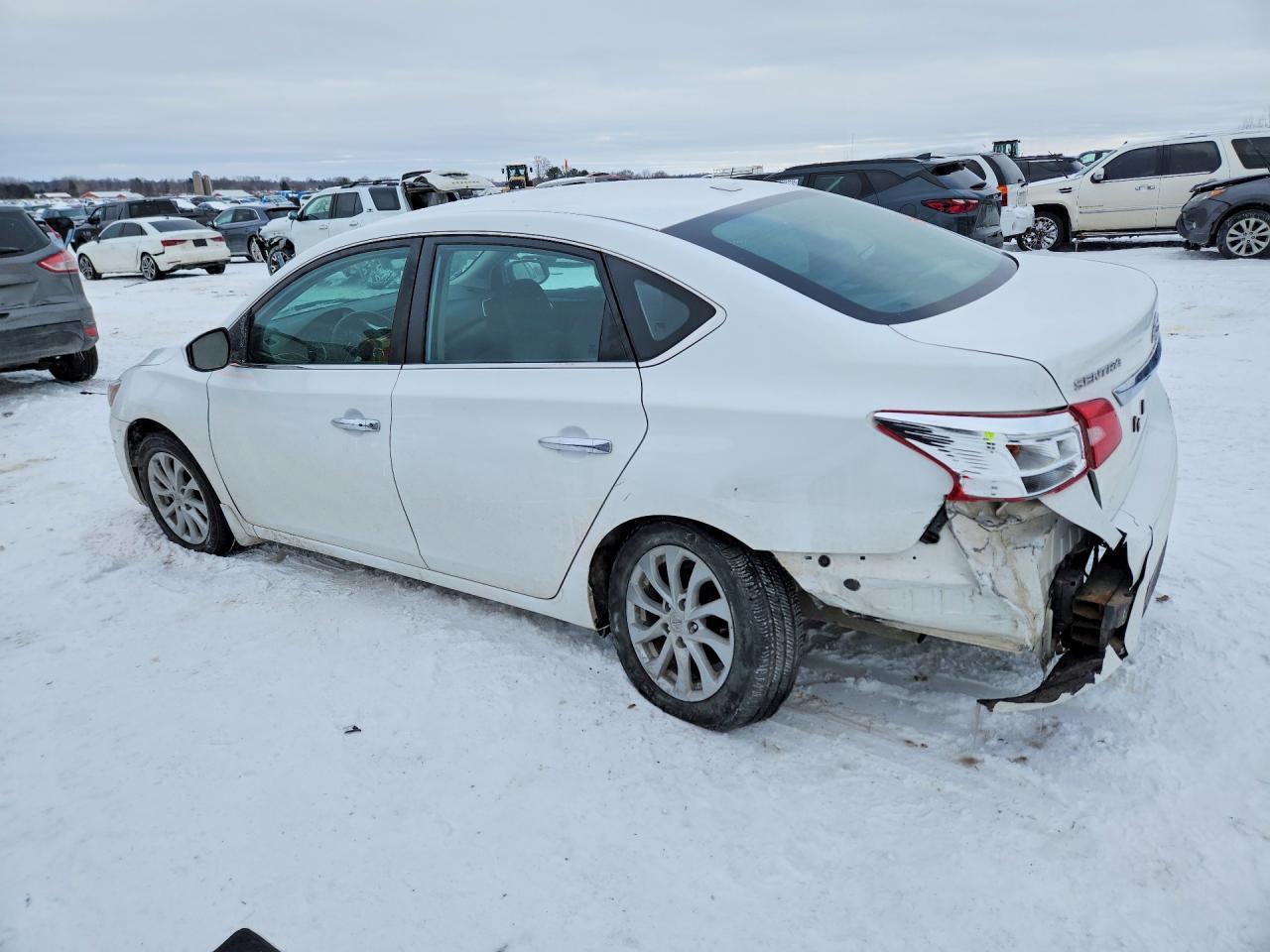 2019 Nissan Sentra S - zdjęcie 3