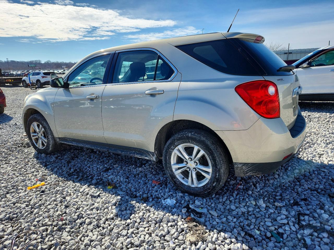2013 Chevrolet Equinox Ls - zdjęcie 2