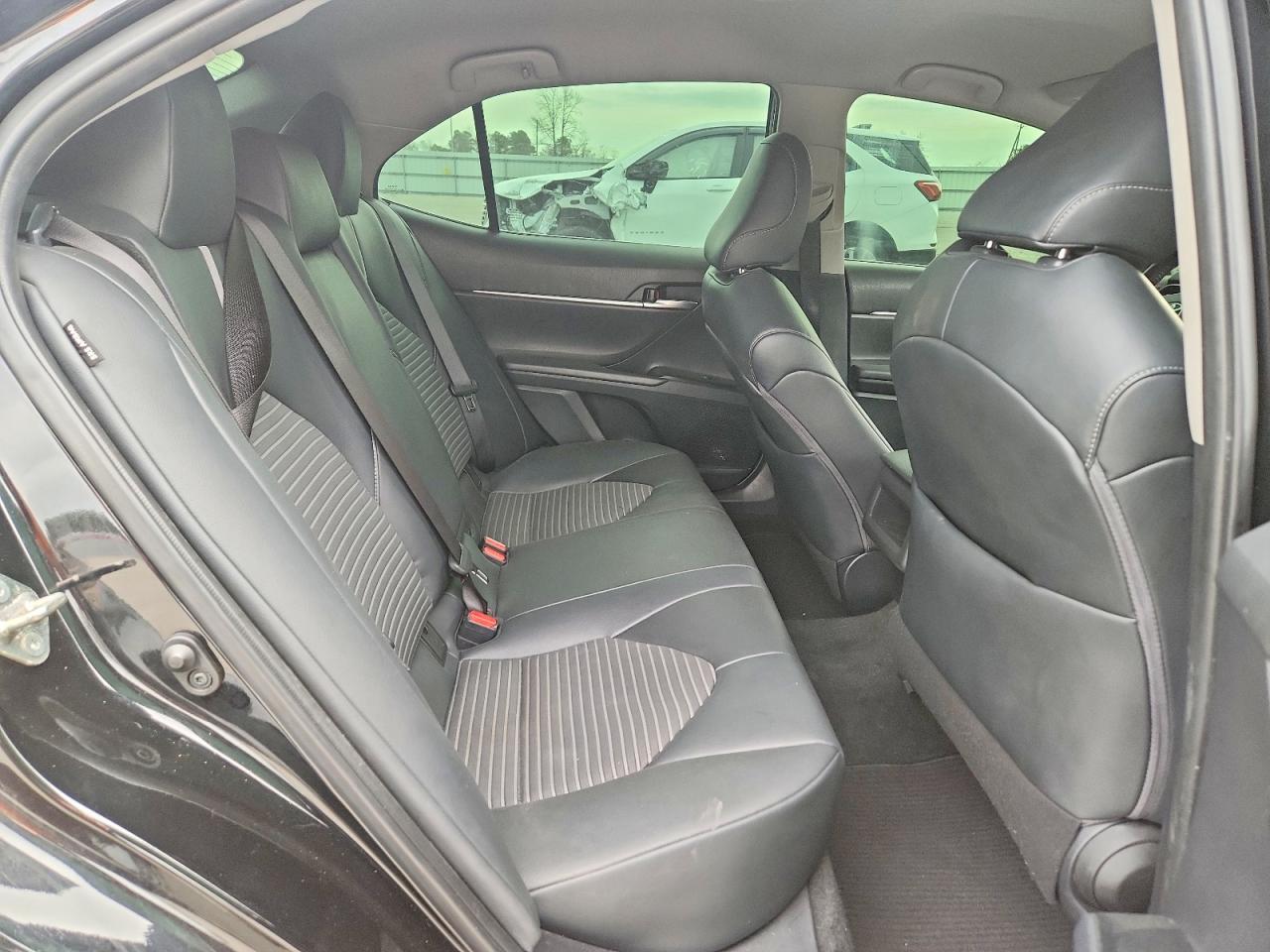 2019 Toyota Camry L - zdjęcie 10