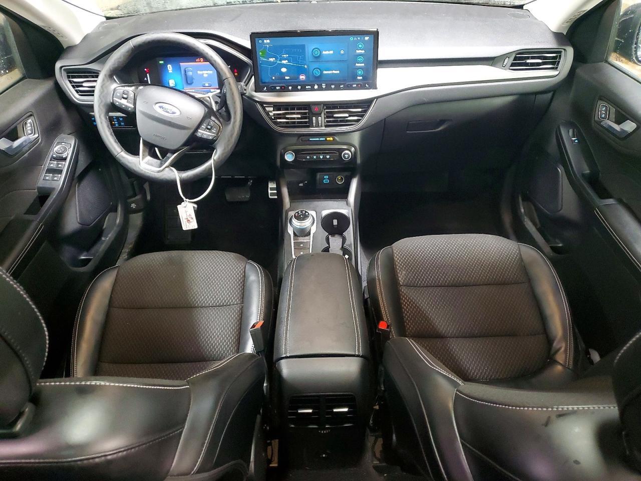 2023 Ford Escape - zdjęcie 8