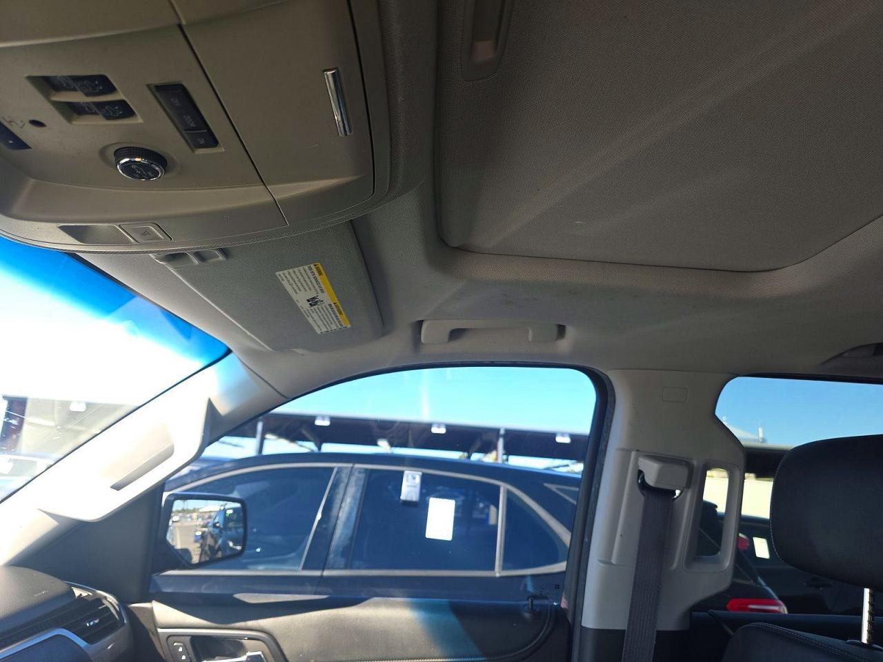 2016 Chevrolet Suburban K1500 Lt - zdjęcie 13