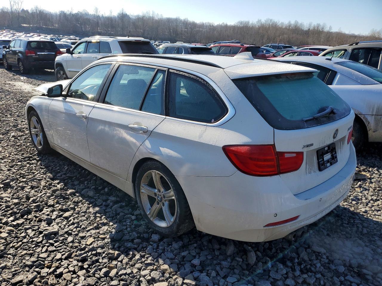 2015 BMW 328 Xi - zdjęcie 2