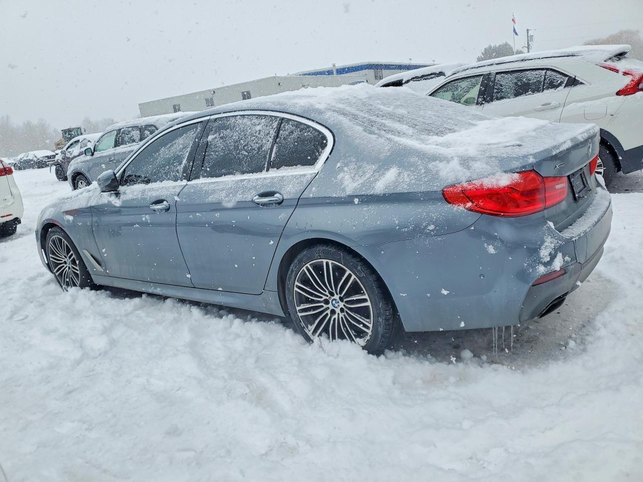 2017 BMW 530 Xi - zdjęcie 2
