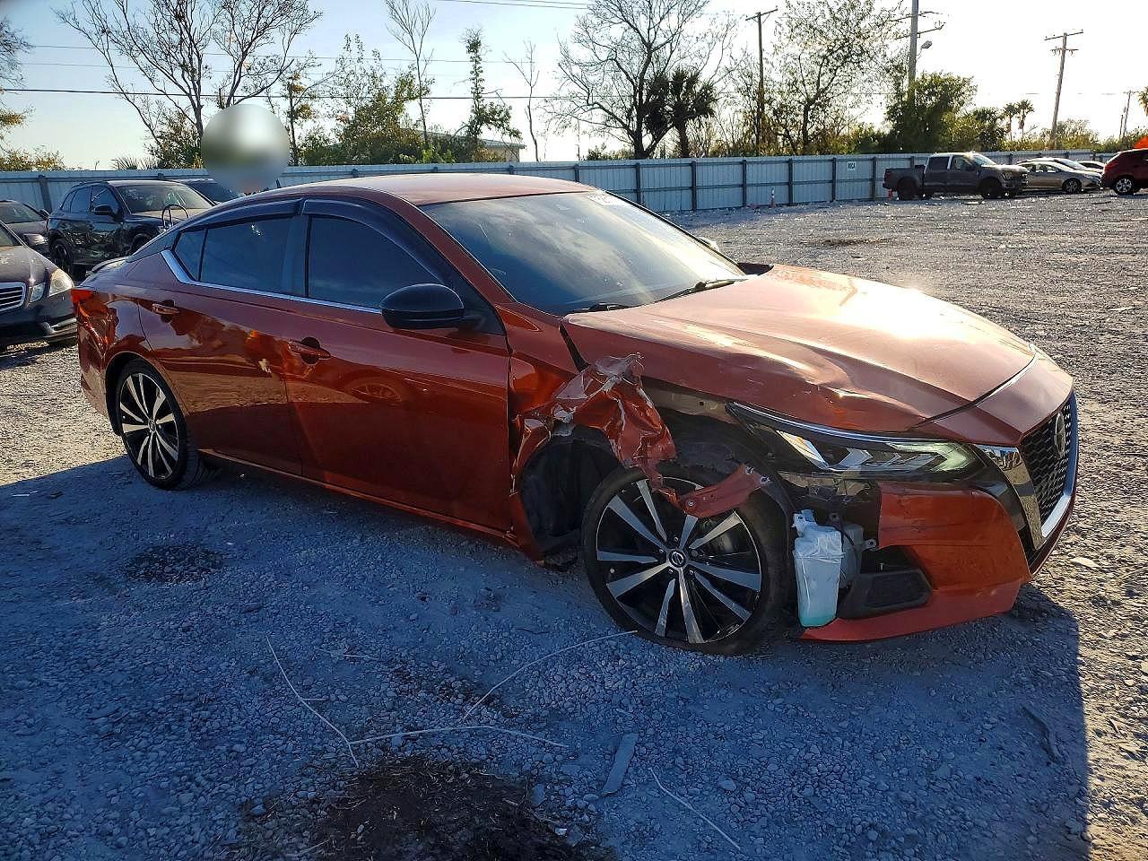 2022 Nissan Altima - zdjęcie 4