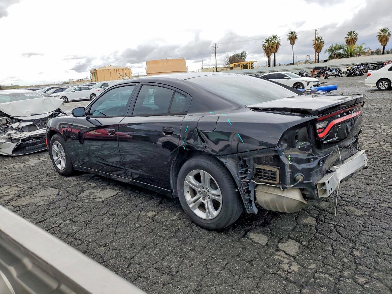 2016 Dodge Charger Se - zdjęcie 2