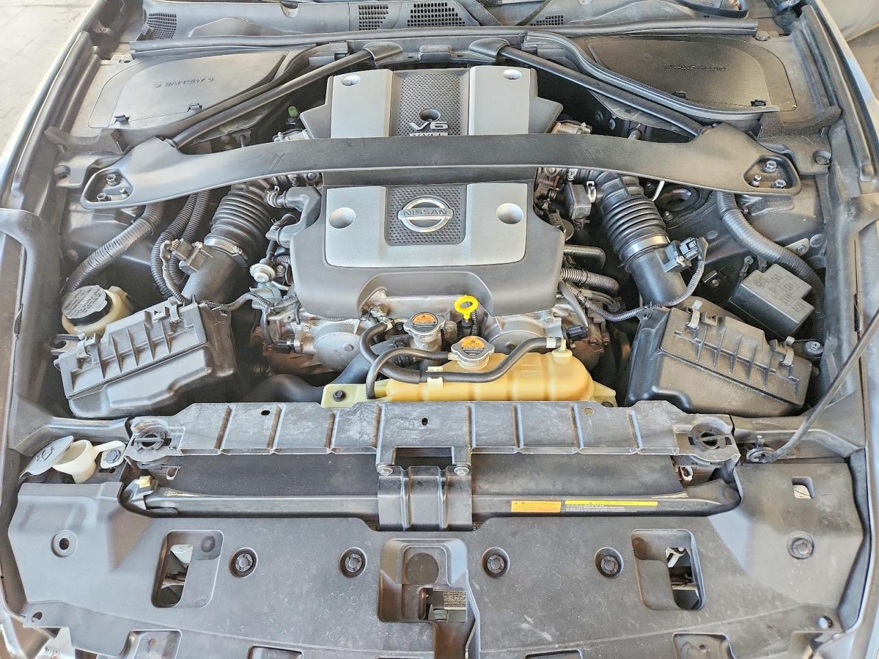 2013 Nissan 370Z Base - zdjęcie 11