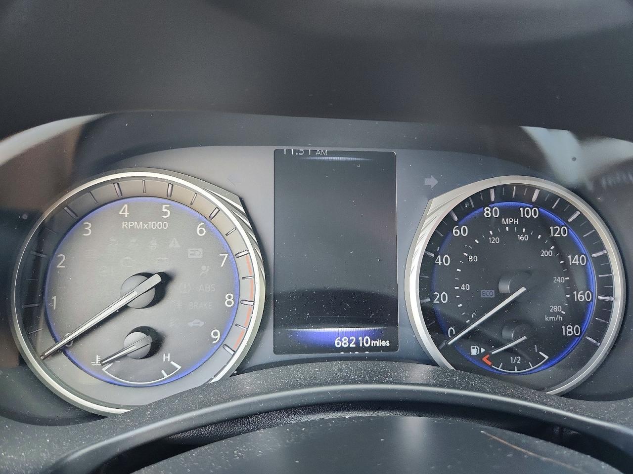 2018 Infiniti Q60 3.0T Luxe - zdjęcie 9