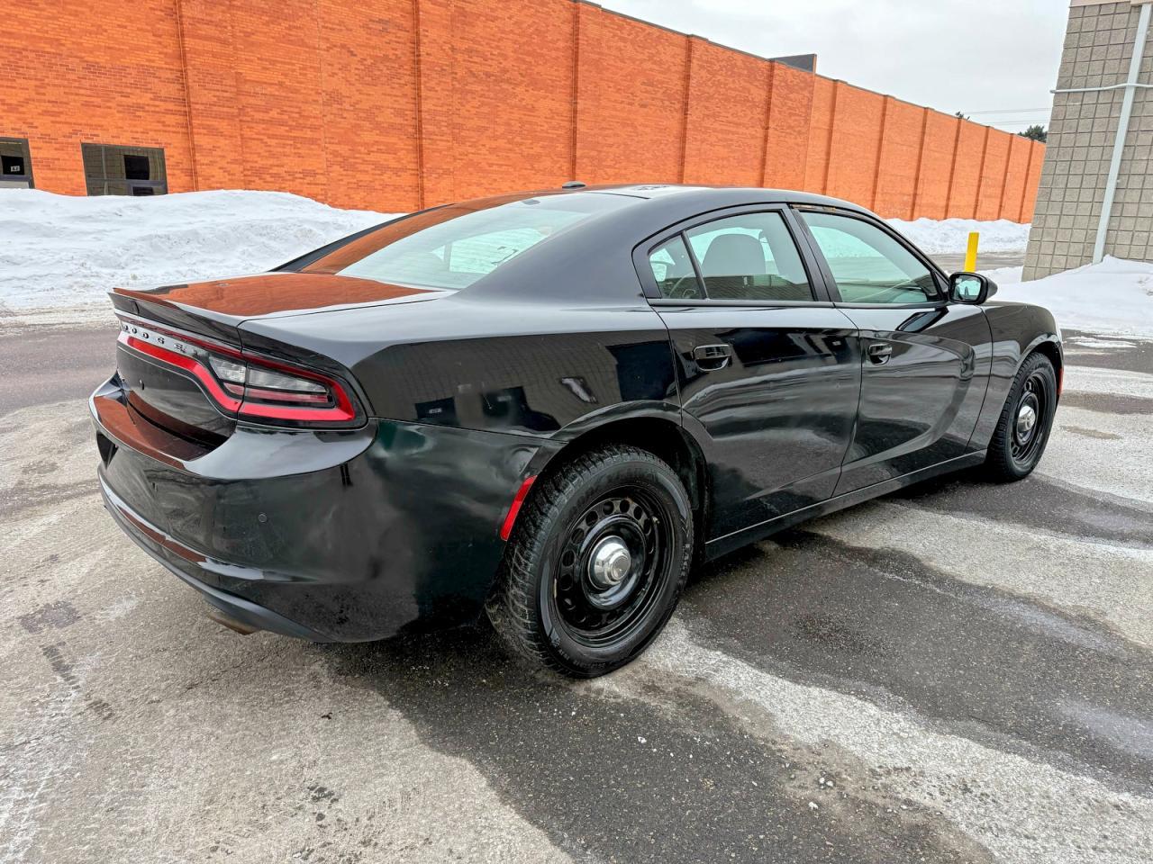 2018 Dodge Charger Police - zdjęcie 4
