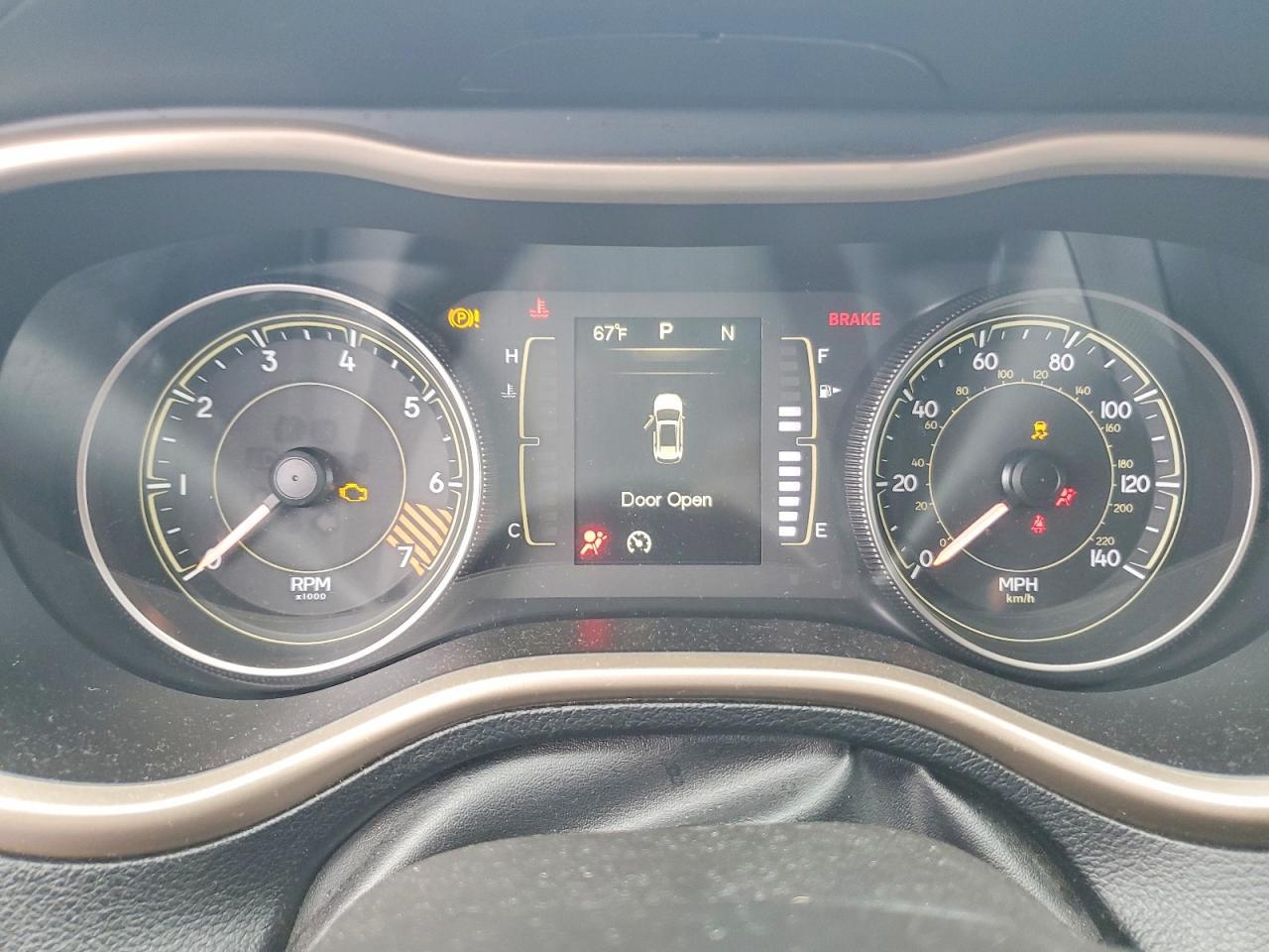 2014 Jeep Cherokee Latitude - zdjęcie 9