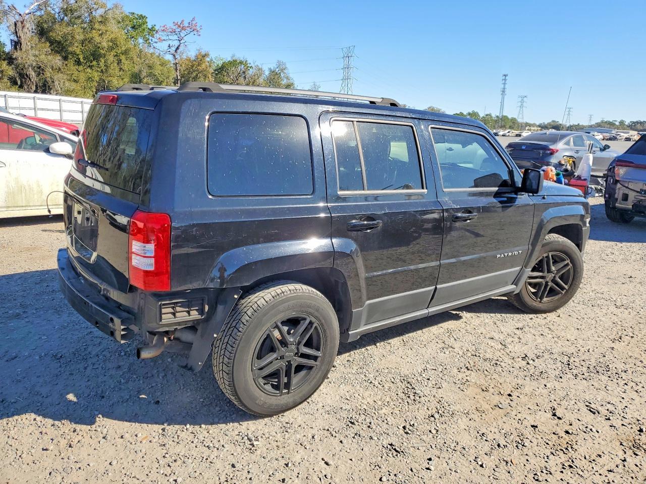 2016 Jeep Patriot Sport - zdjęcie 3