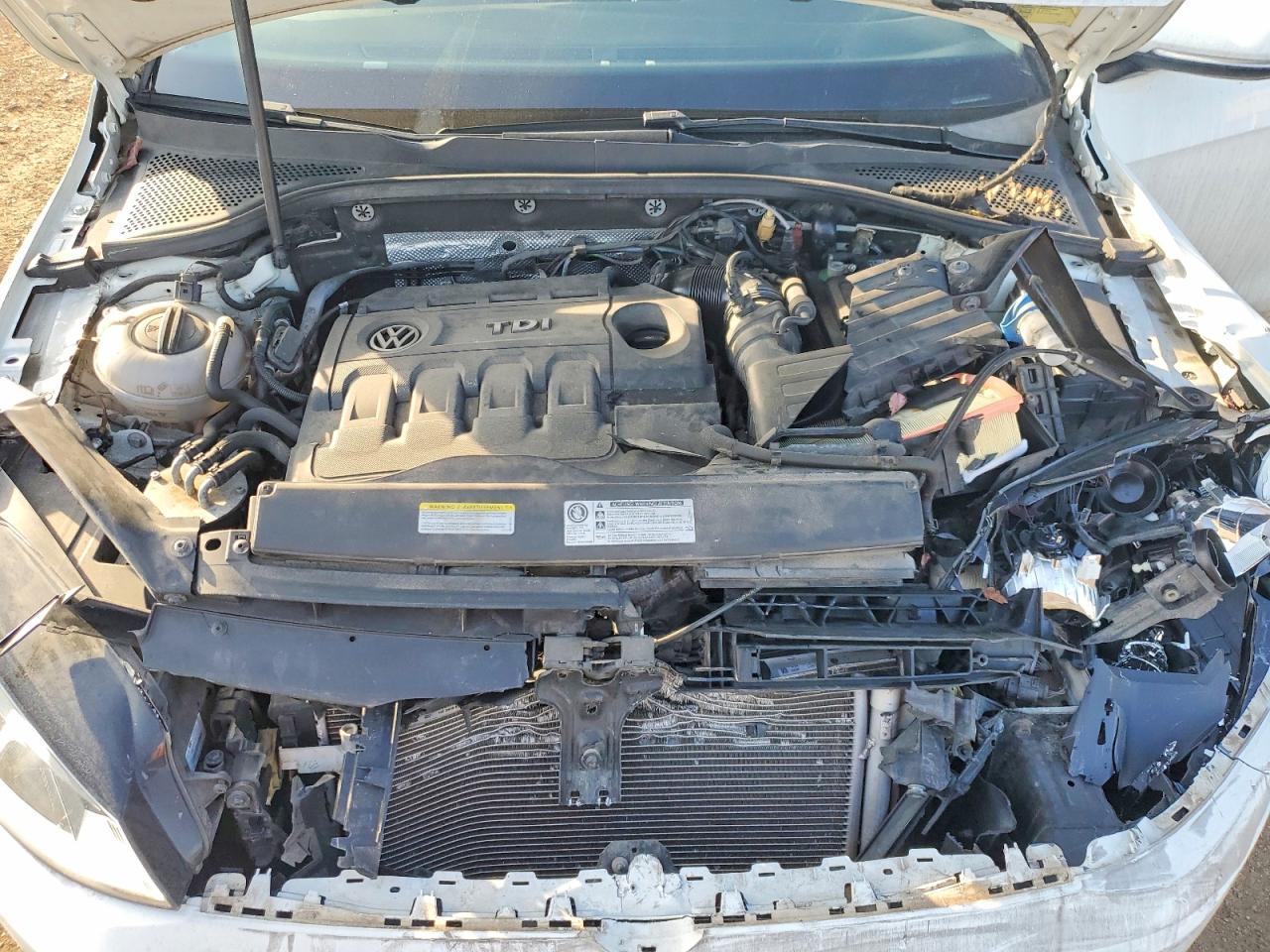 2015 Volkswagen Golf Sportwagen Tdi S - zdjęcie 11