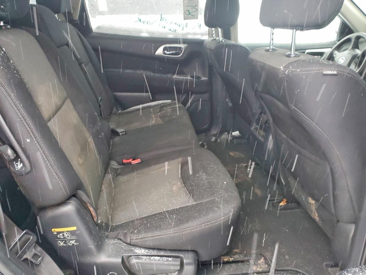 2017 Nissan Pathfinder S - zdjęcie 11