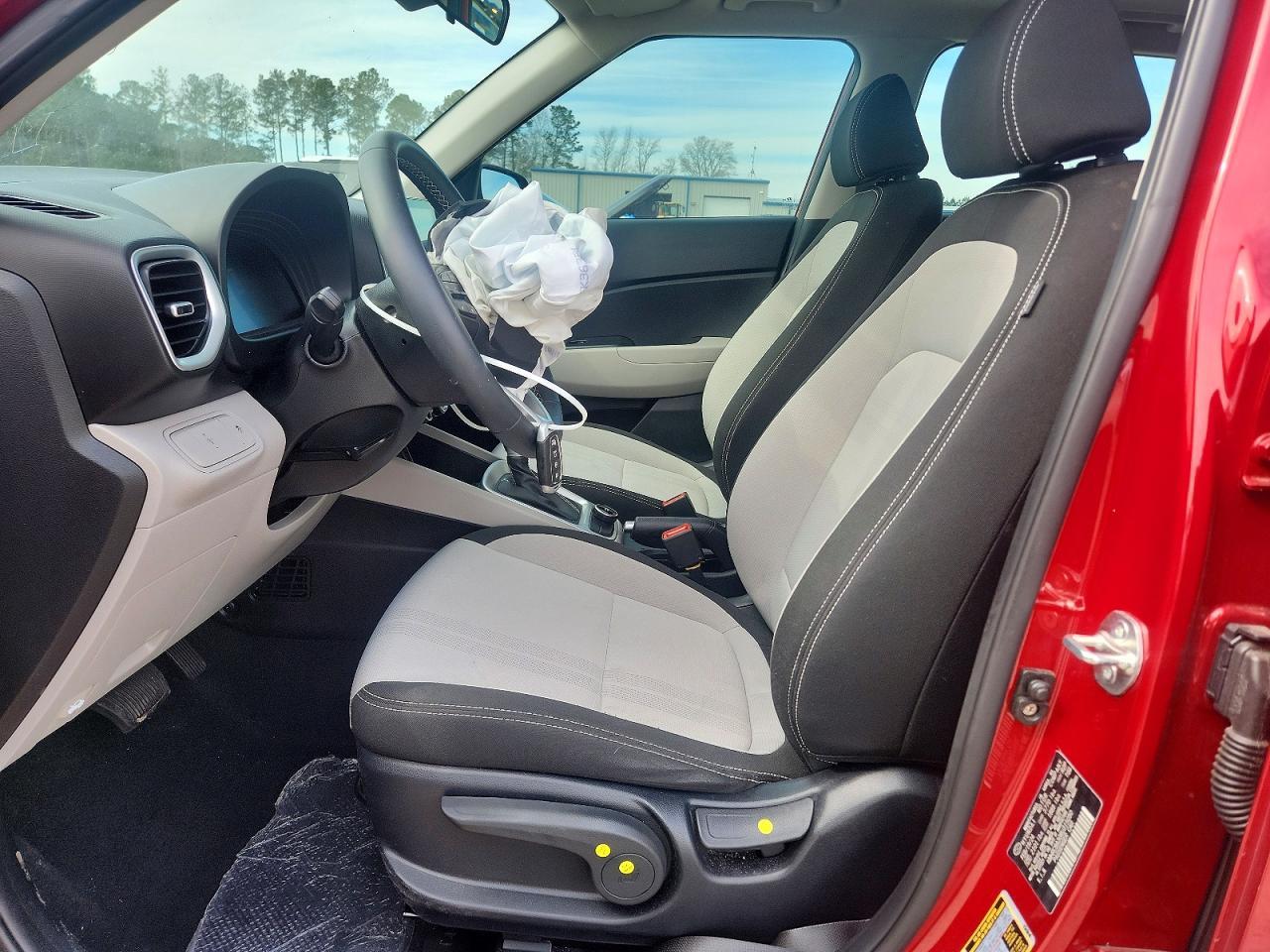 2024 Hyundai Venue Sel - zdjęcie 7