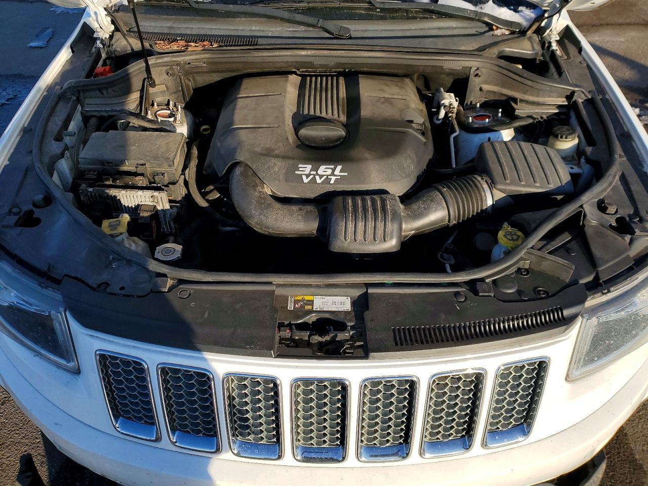 2014 Jeep Grand Cherokee Limited - zdjęcie 12
