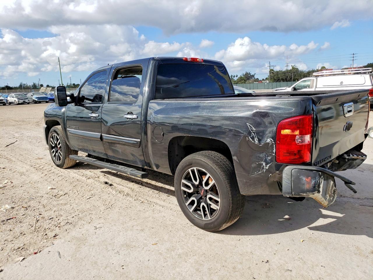 2013 Chevrolet Silverado C1500 Lt - zdjęcie 2