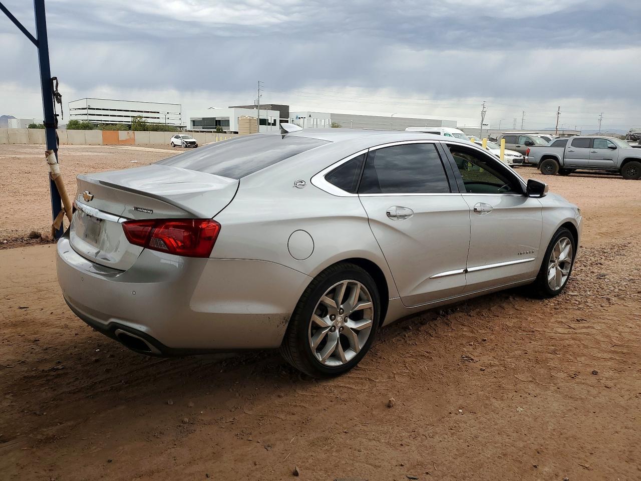2019 Chevrolet Impala Premier - zdjęcie 3