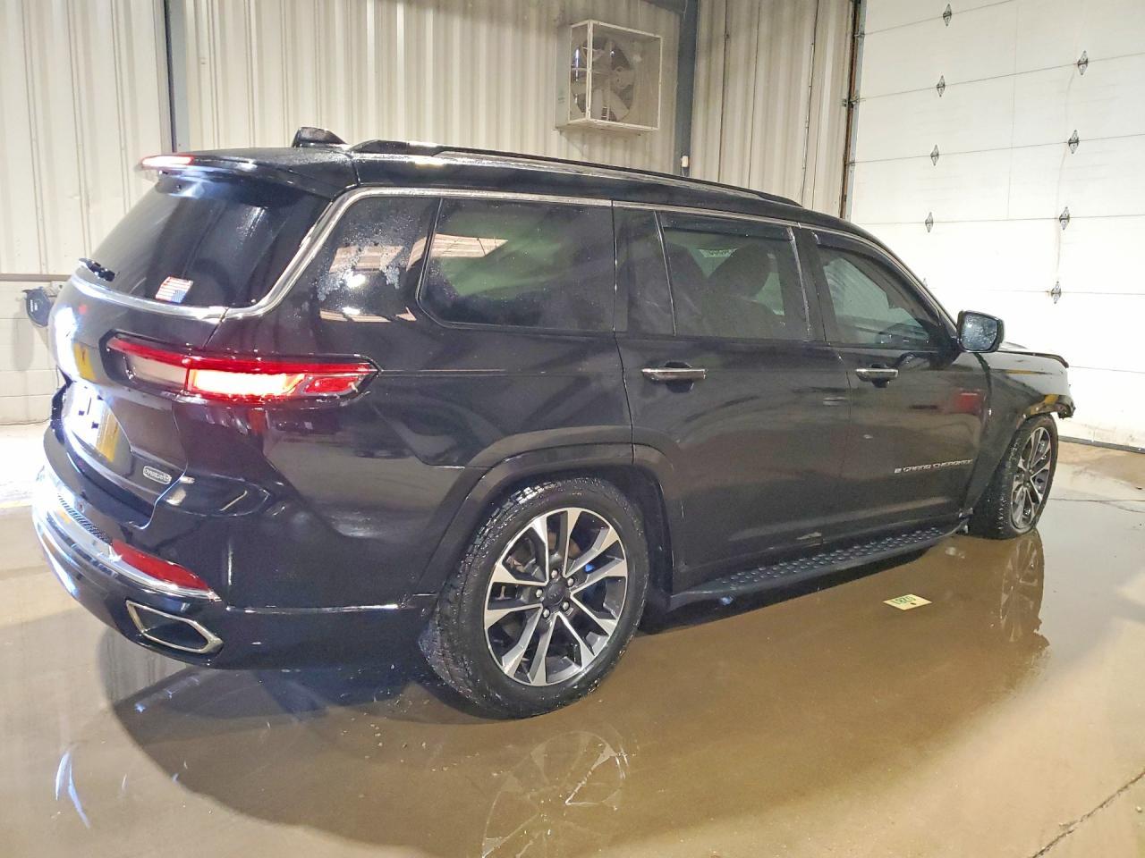 2022 Jeep Grand Cherokee L Overland - zdjęcie 3