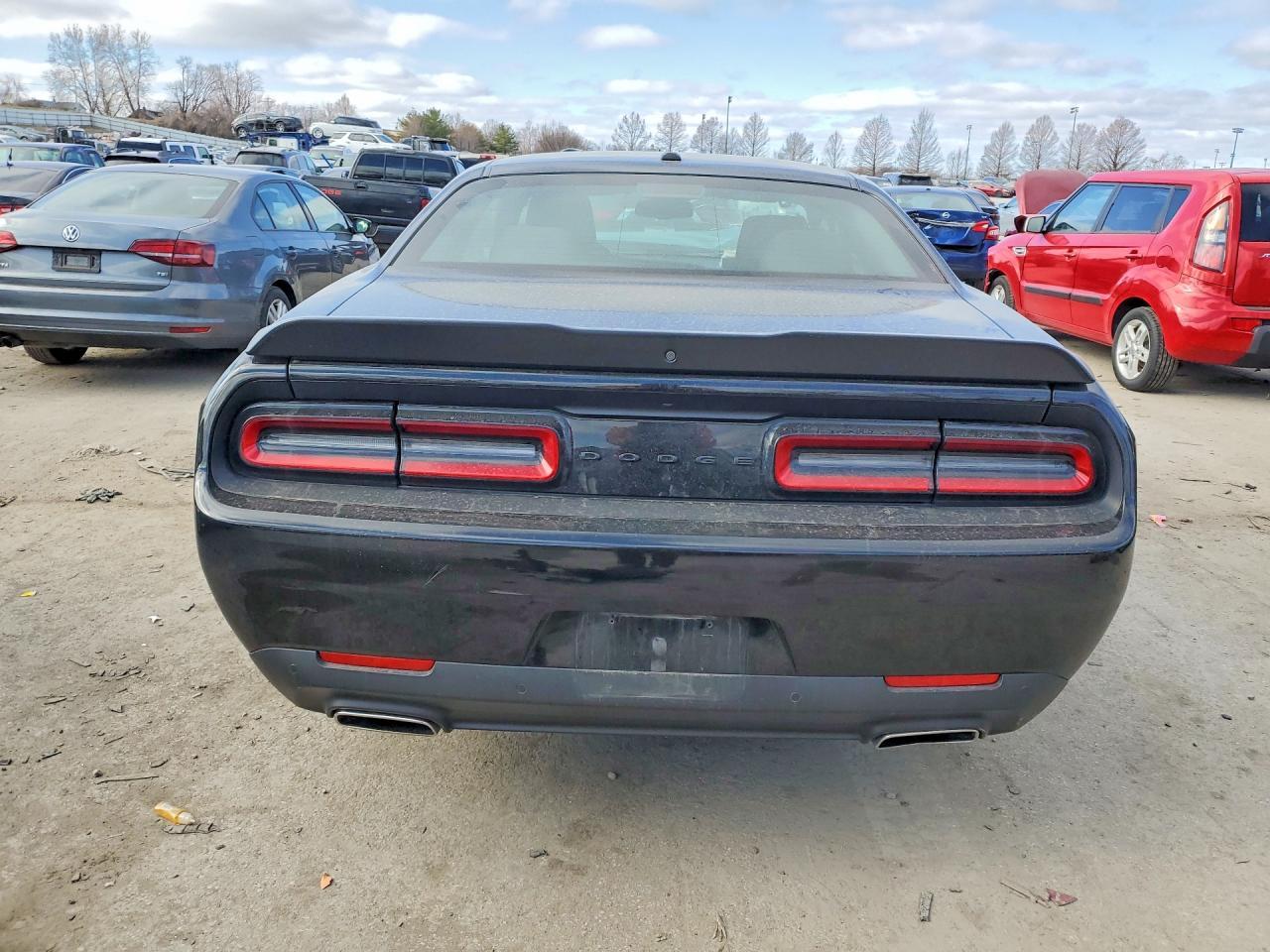 2020 Dodge Challenger Sxt - zdjęcie 6