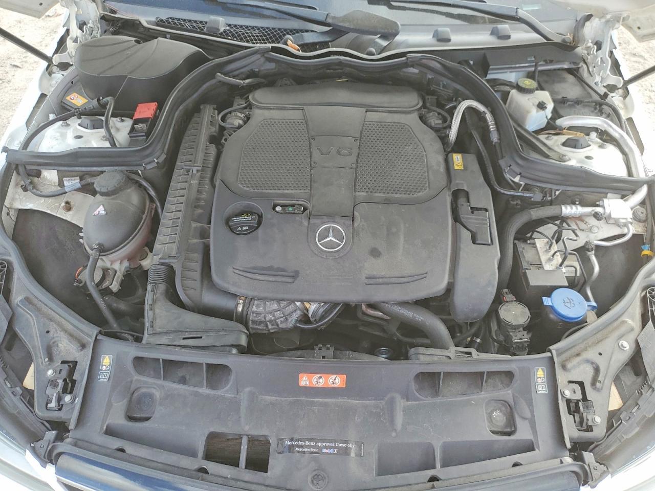 2015 Mercedes-Benz C 350 - zdjęcie 11