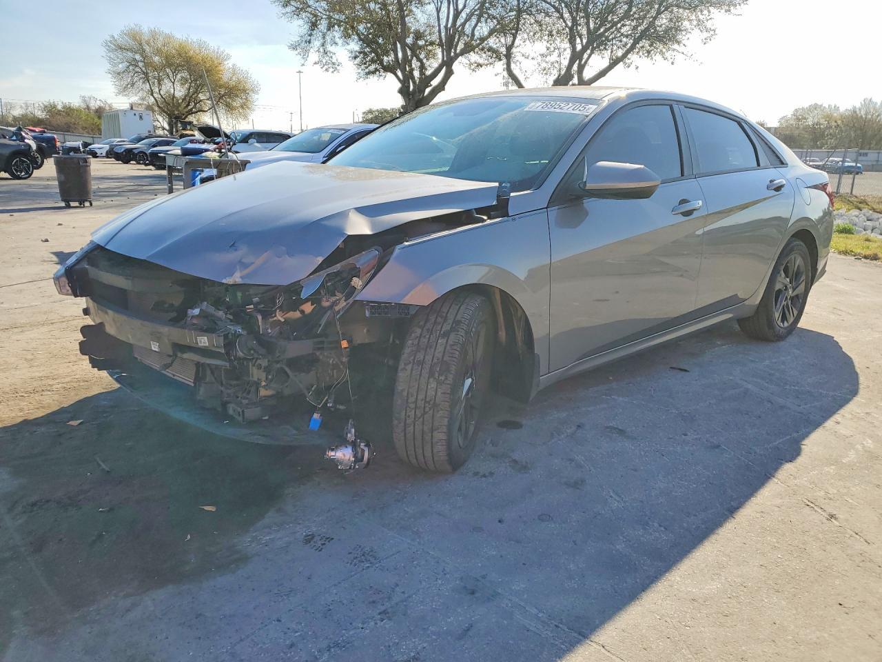 2021 Hyundai Elantra Sel - zdjęcie główne