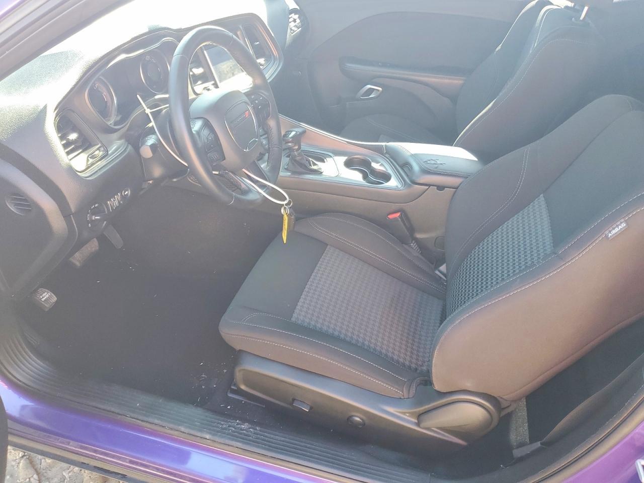 2023 Dodge Challenger Sxt - zdjęcie 7