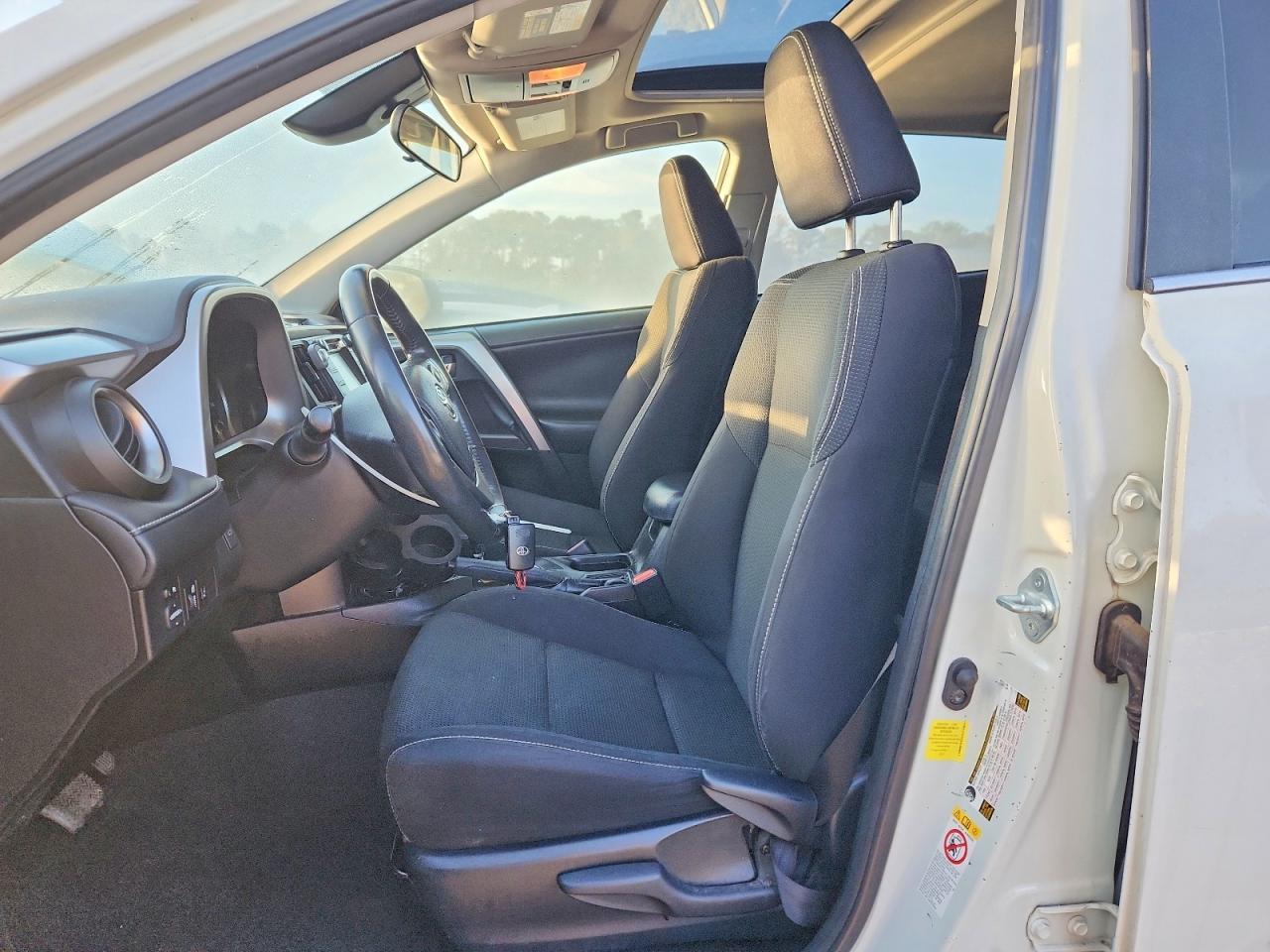 2017 Toyota Rav4 Xle - zdjęcie 7