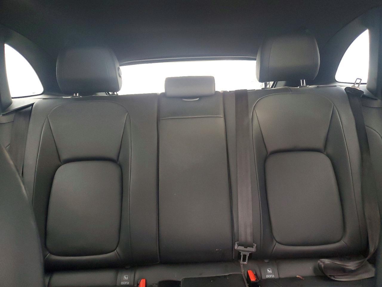 2017 Jaguar F-Pace Premium - zdjęcie 10