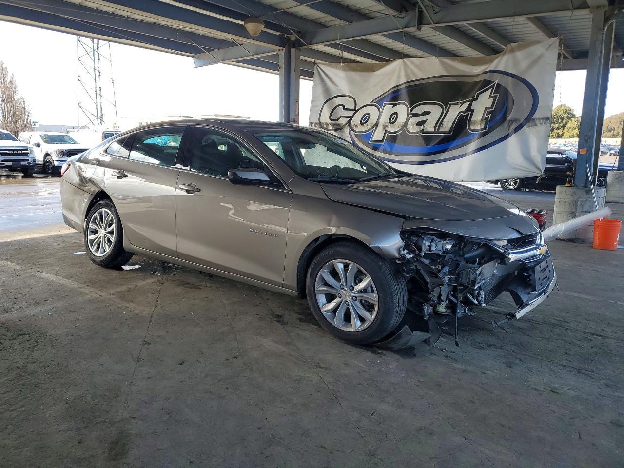 2024 Chevrolet Malibu Lt - zdjęcie 4