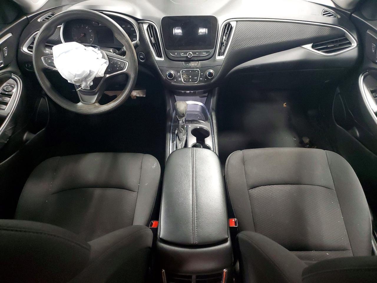 2024 Chevrolet Malibu Lt - zdjęcie 8