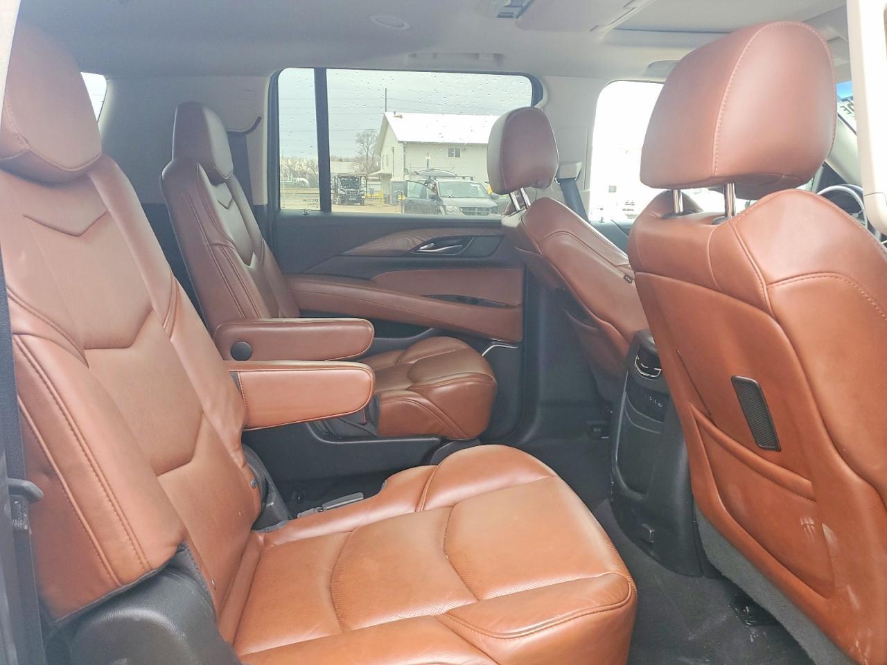 2018 Cadillac Escalade Esv Luxury - zdjęcie 11