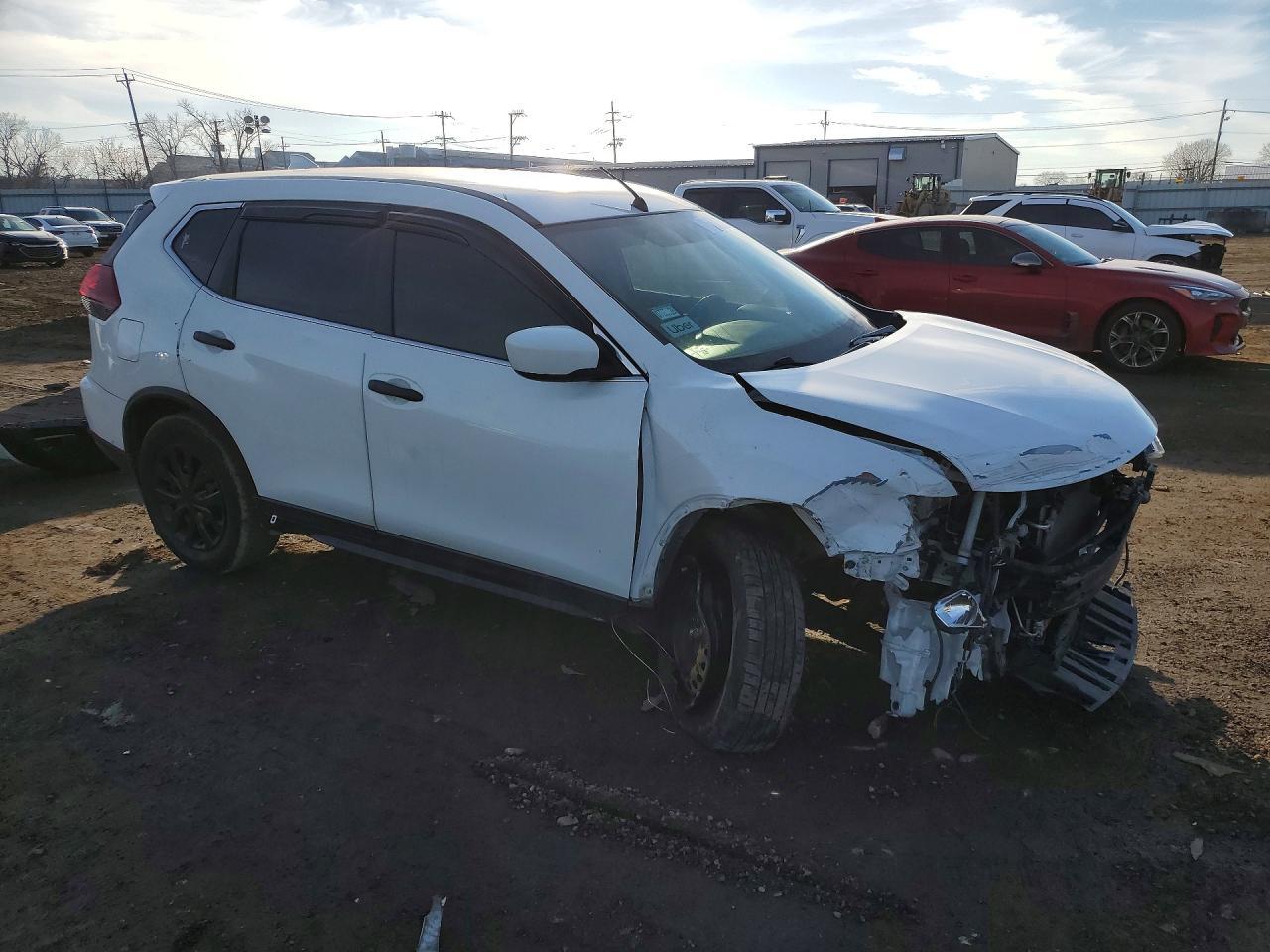 2018 Nissan Rogue S - zdjęcie 4
