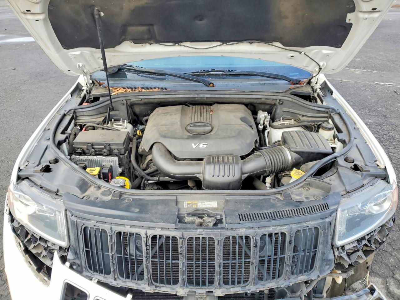 2015 Jeep Grand Cherokee Laredo - zdjęcie 12