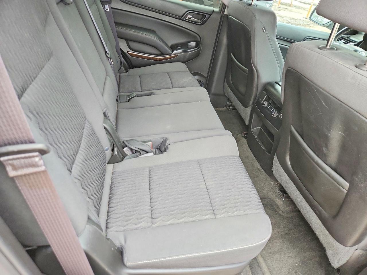 2015 Chevrolet Tahoe C1500 Ls - zdjęcie 10