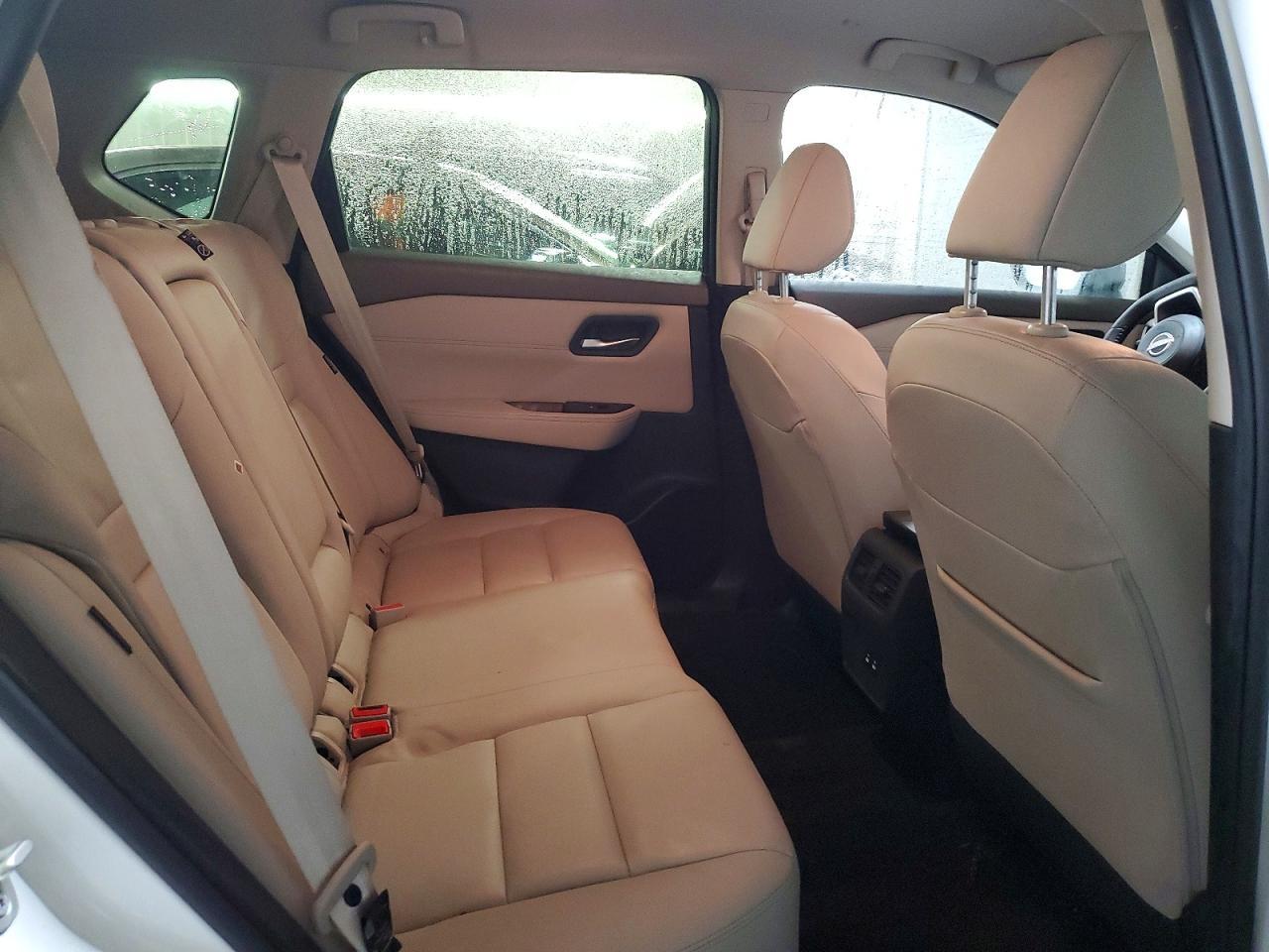 2024 Nissan Rogue Sl - zdjęcie 10