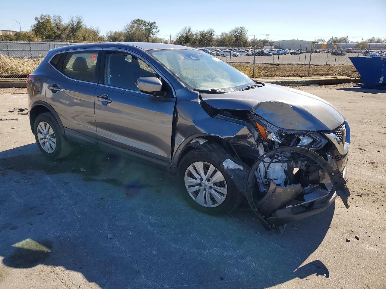 2020 Nissan Rogue Sport S - zdjęcie 4