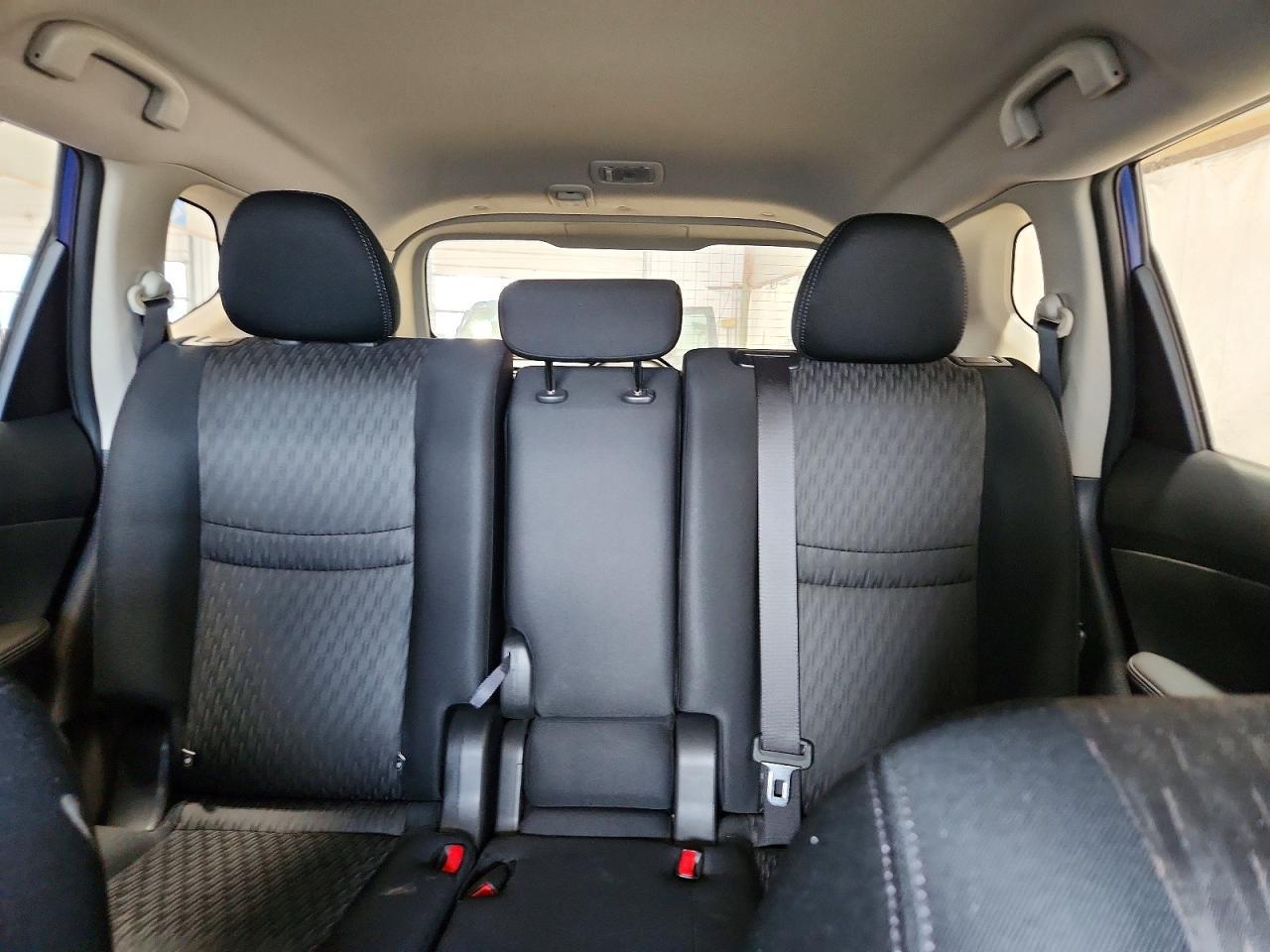 2017 Nissan Rogue S - zdjęcie 10