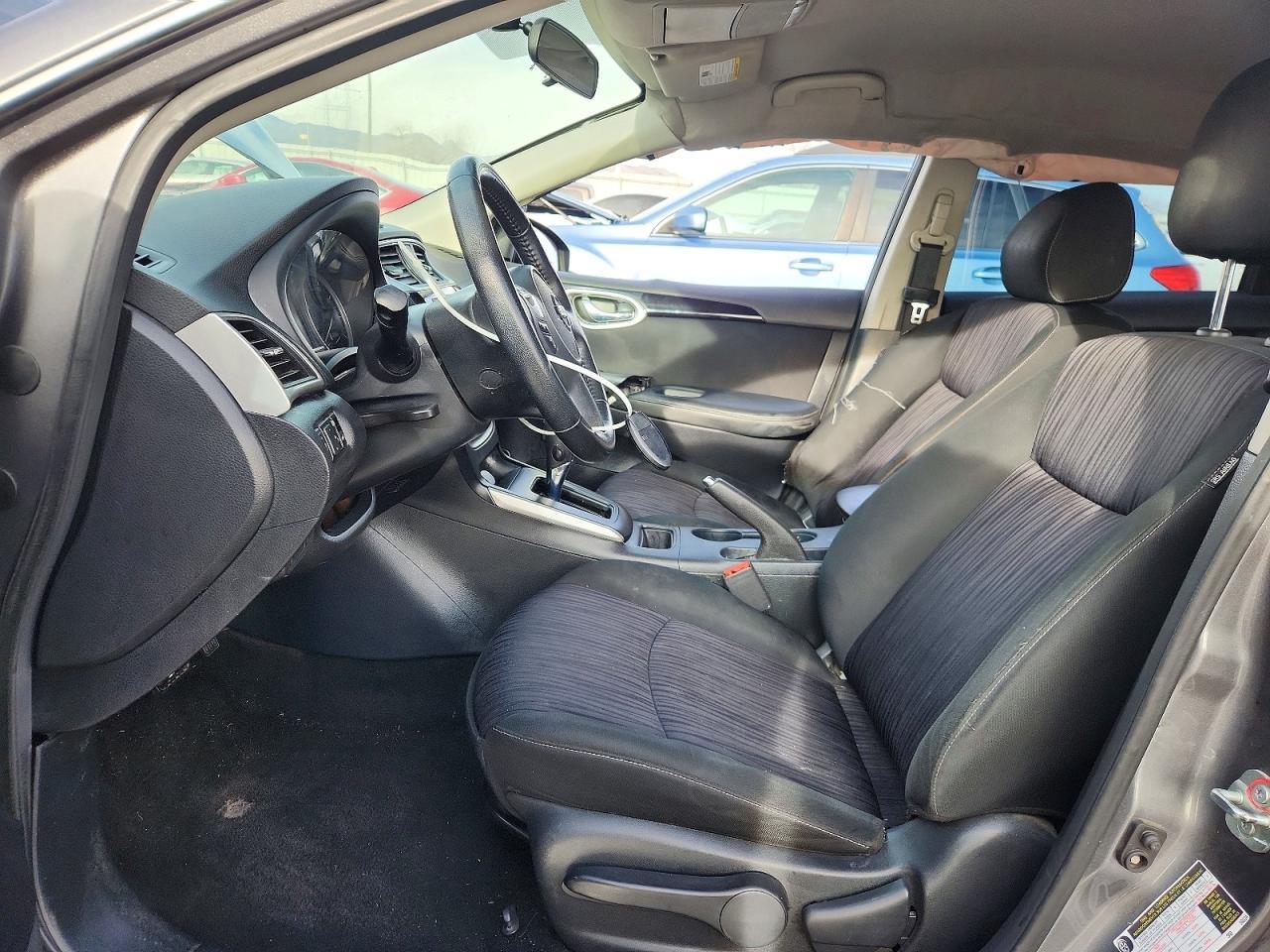 2019 Nissan Sentra Sv - zdjęcie 7