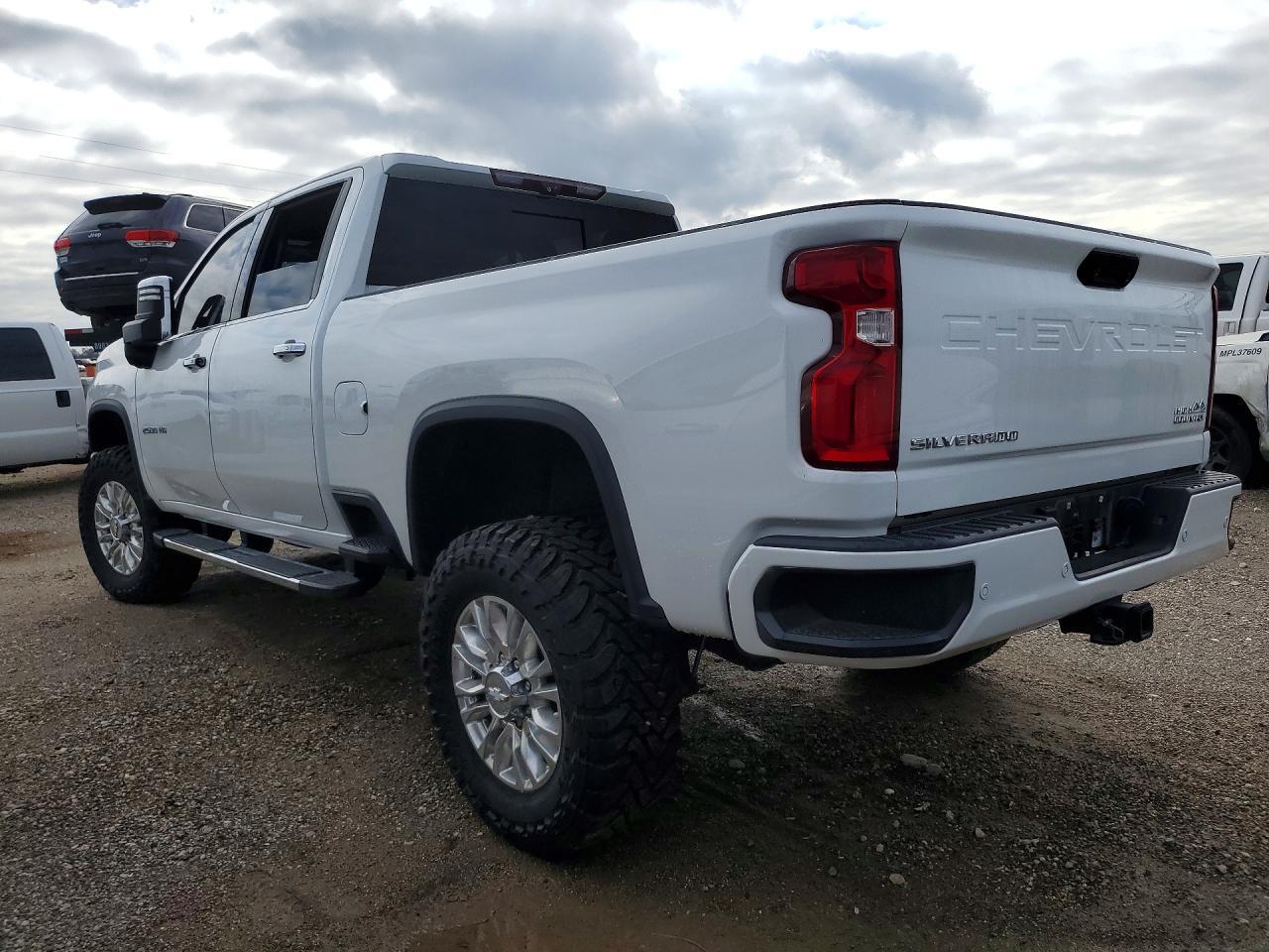 2020 Chevrolet Silverado K2500 High Country - zdjęcie 2