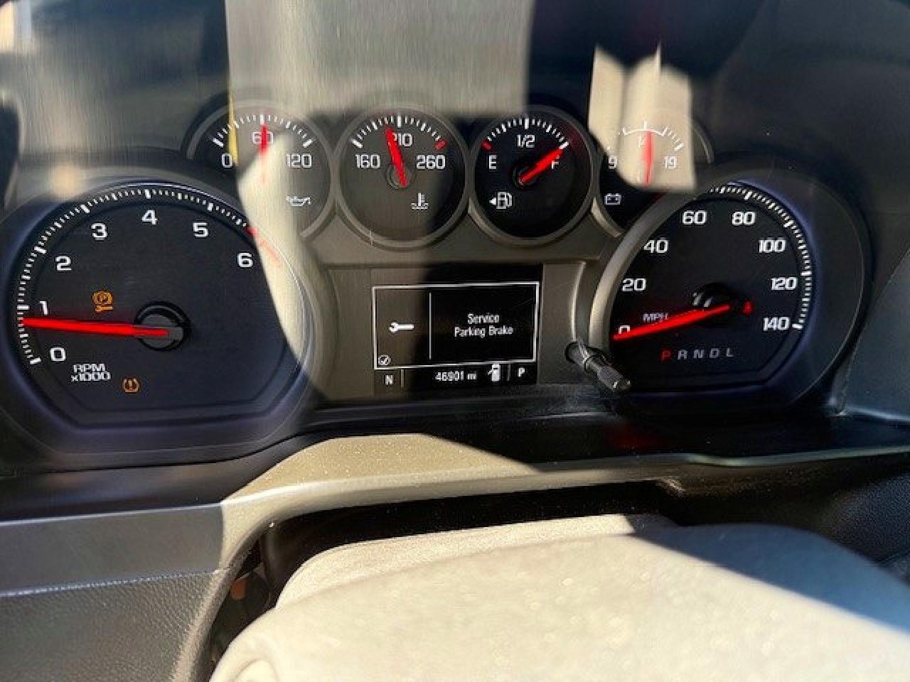 2021 Chevrolet Silverado C1500 - zdjęcie 6