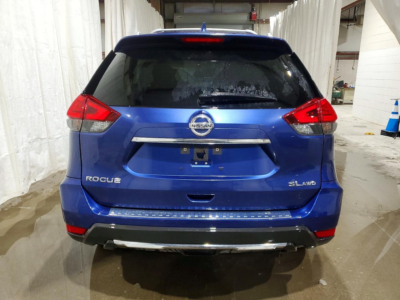 2017 Nissan Rogue S - zdjęcie 6