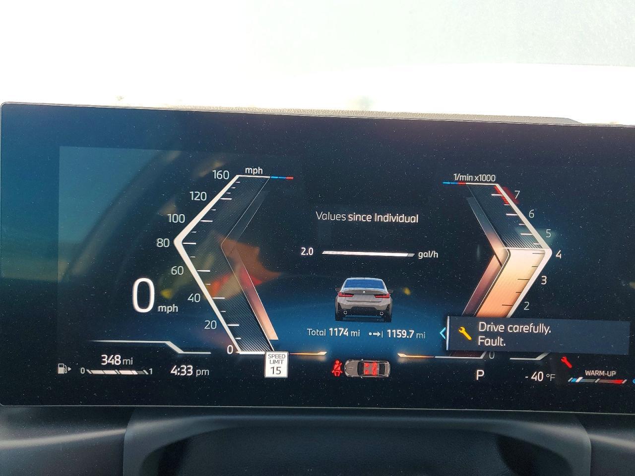 2025 BMW 330I - zdjęcie 9