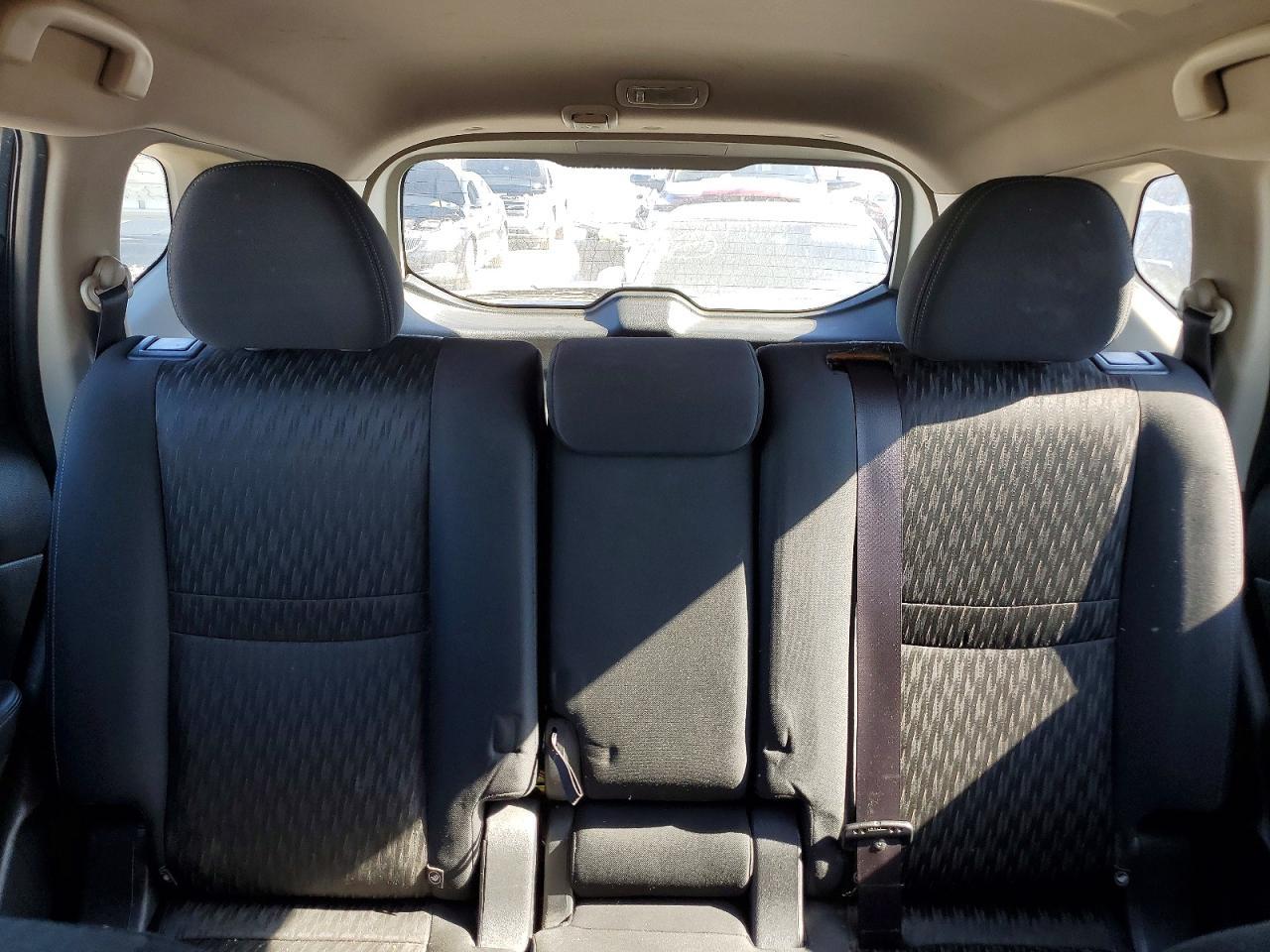 2017 Nissan Rogue S - zdjęcie 10