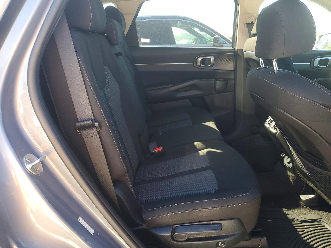 2021 Kia Sorento Lx - zdjęcie 11
