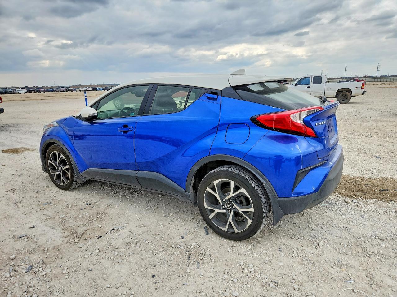 2018 Toyota C-Hr Xle - zdjęcie 2
