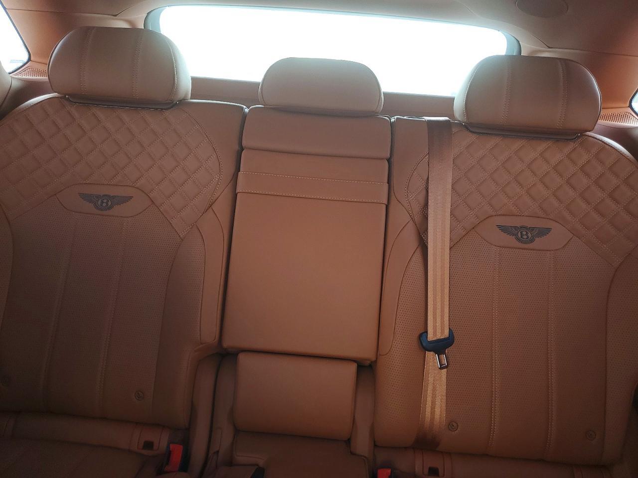 2021 Bentley Bentayga Speed - zdjęcie 10